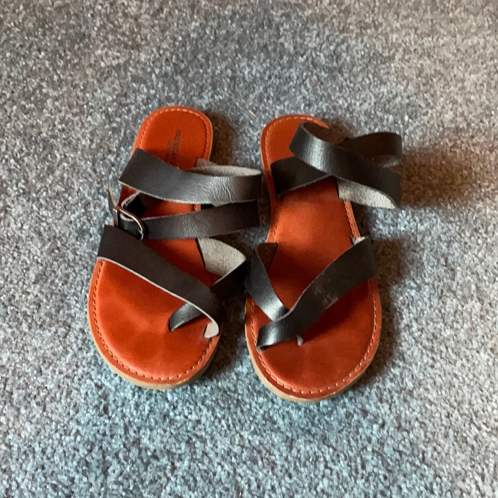 Black and brown cris cross Sandler
